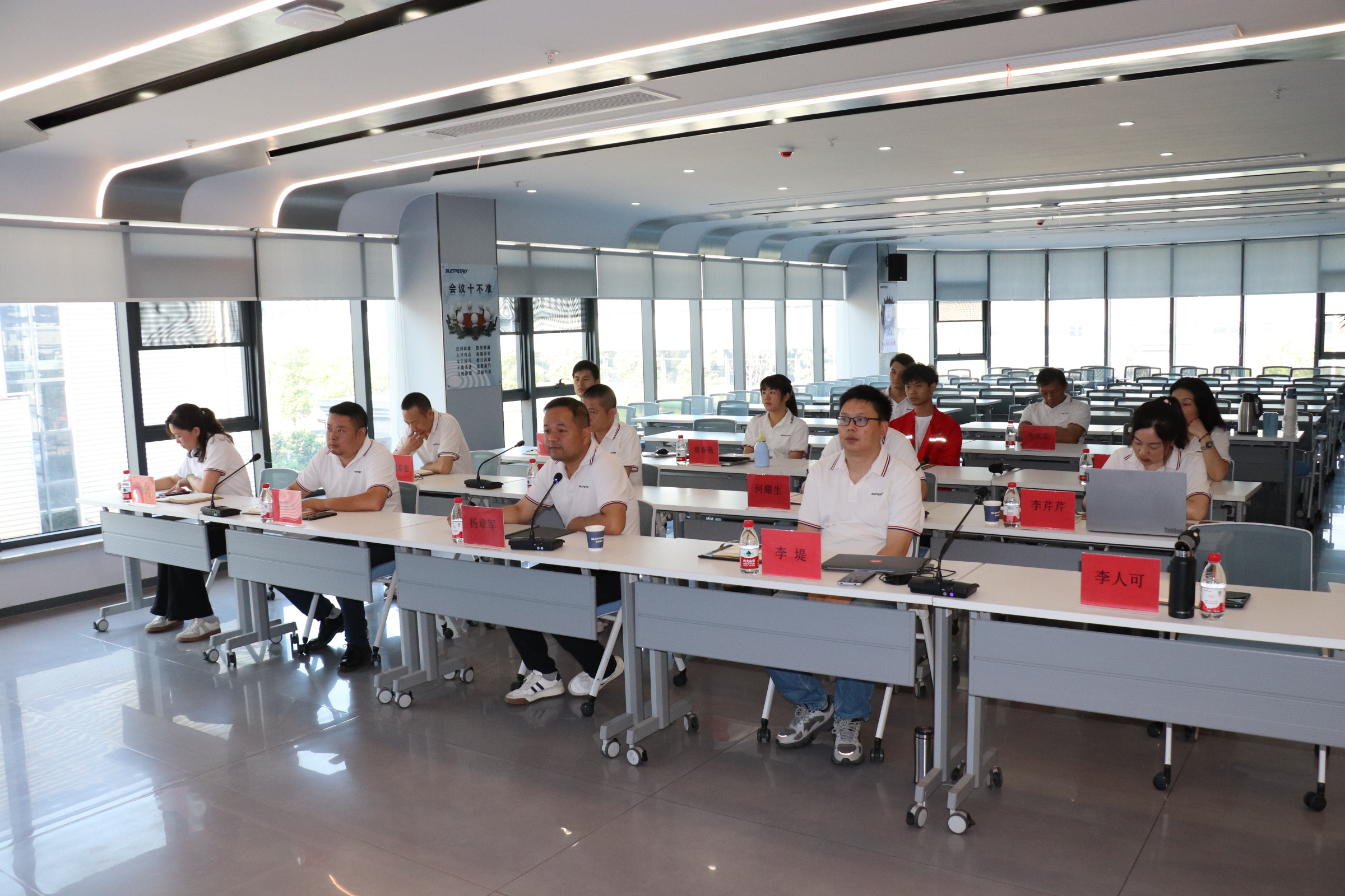 IMG_6166.JPG IMG_6166.JPG